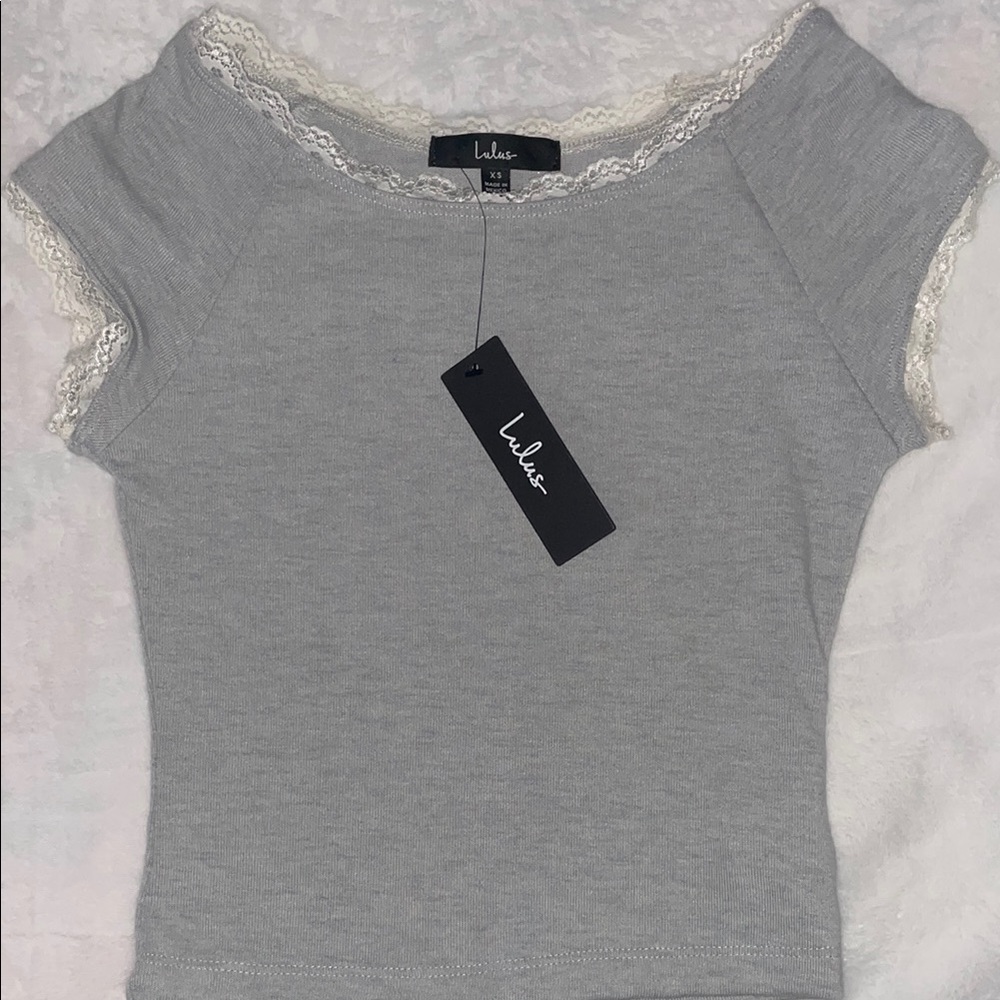 Lulu's Women's Grey Lace Trim Top